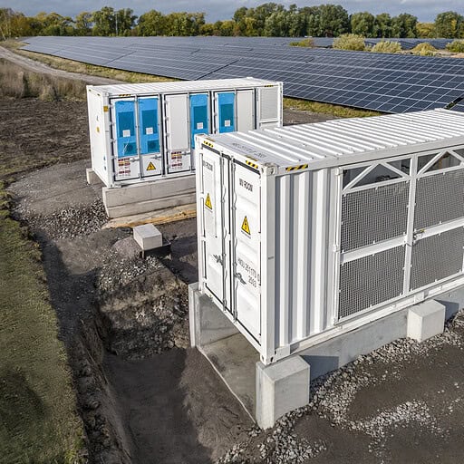 Batterilagring-Alight-solpark-1920x1438